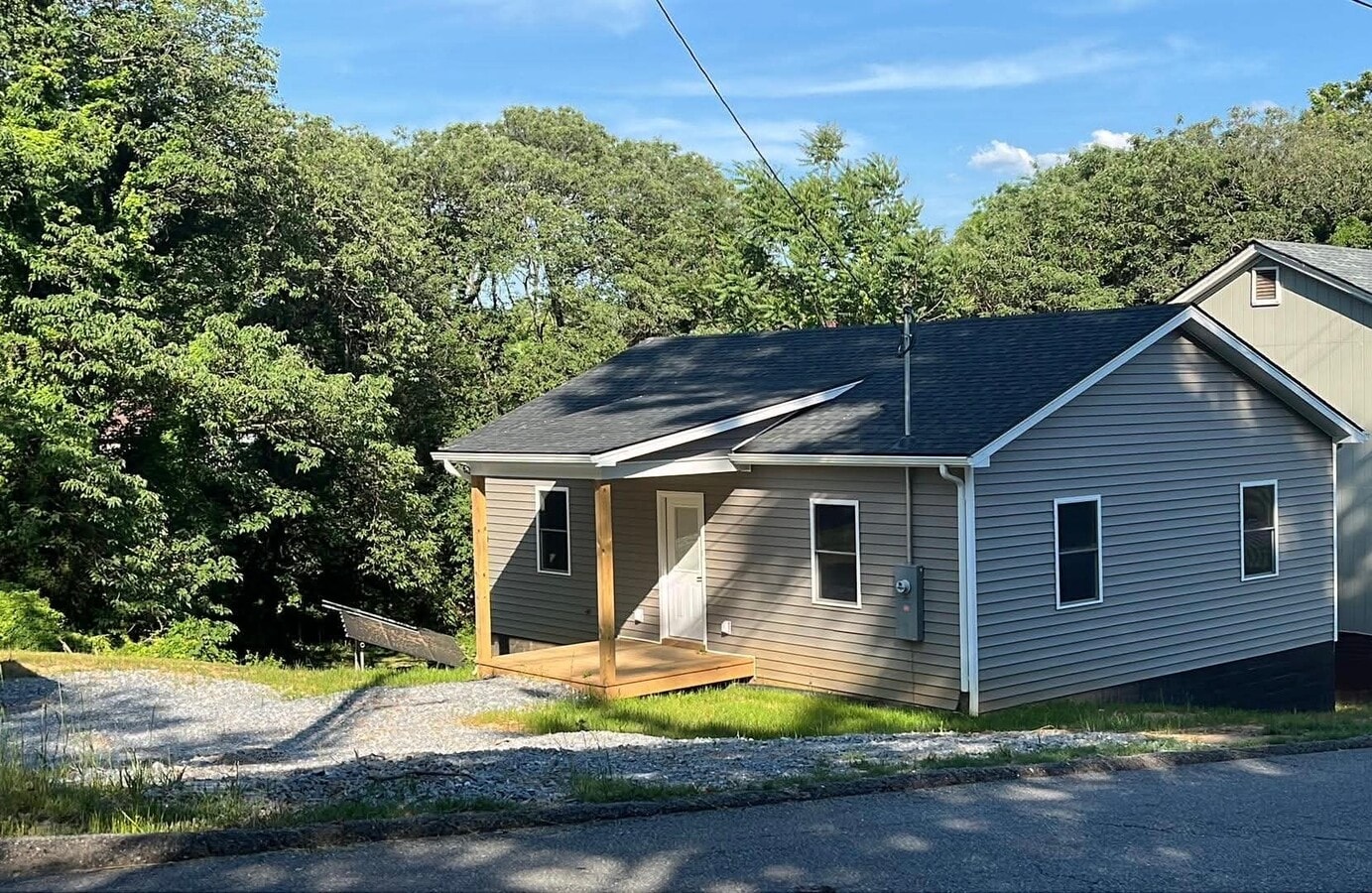 Photo - 812 Taylor St