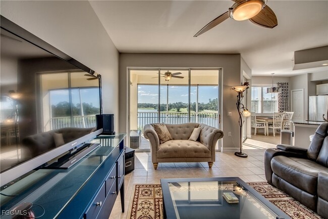 Photo - 10720 Ravenna Way Unidad 302