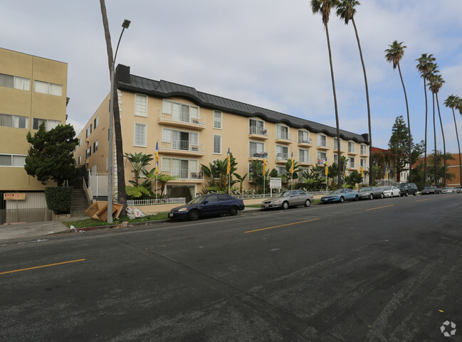 Building Photo - Wilshire Kenmore Regency Rental