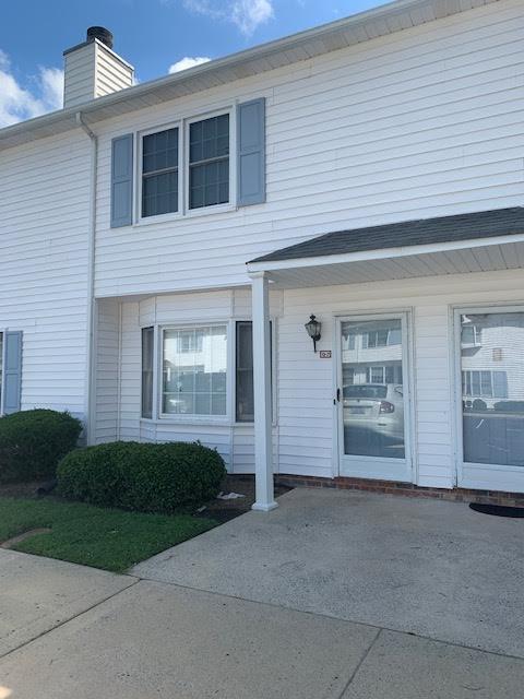 "Charming 2-Bed Townhouse with 1.5 Baths i... - "Charming 2-Bed Townhouse with 1.5 Baths i...