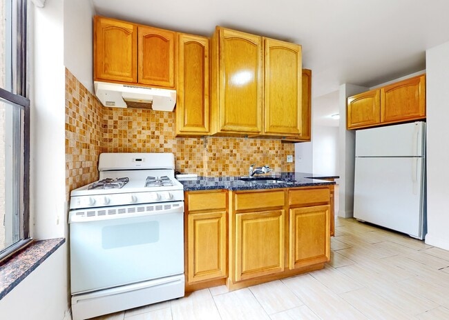 Photo - 32nd Street Unit 25
