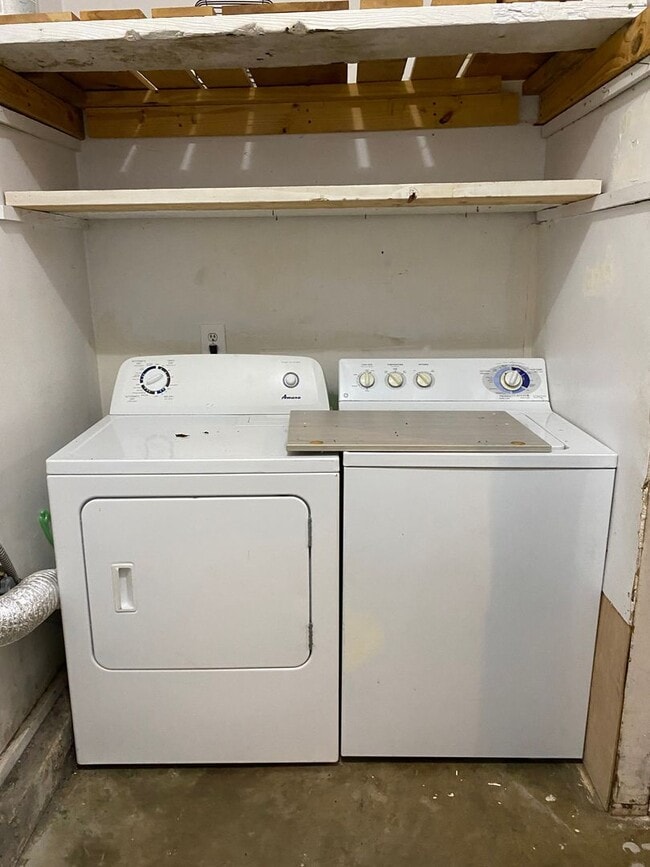 Photo - 3 Bedroom House in Located in Southern Gates!