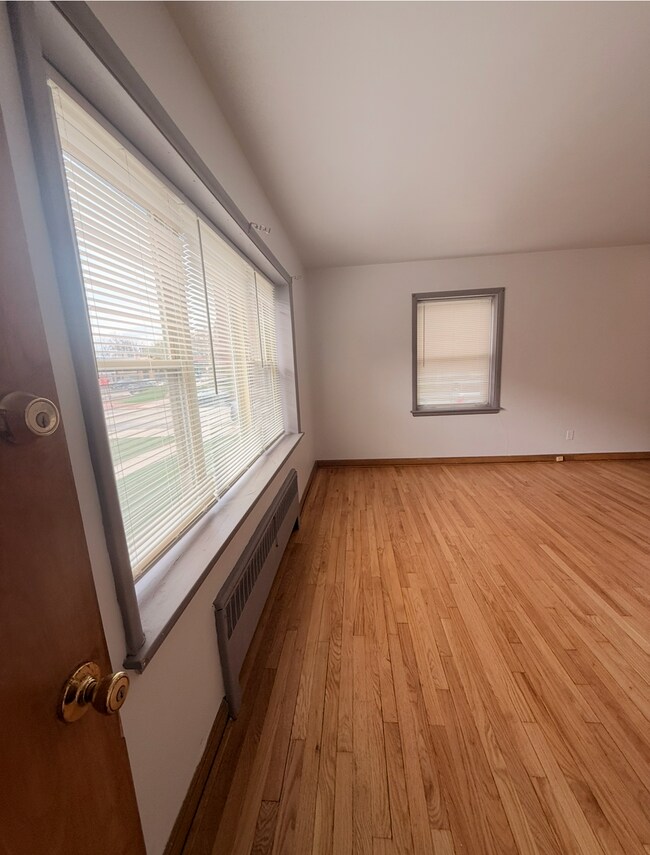 Photo - 4006 N Farwell Ave Unit 16