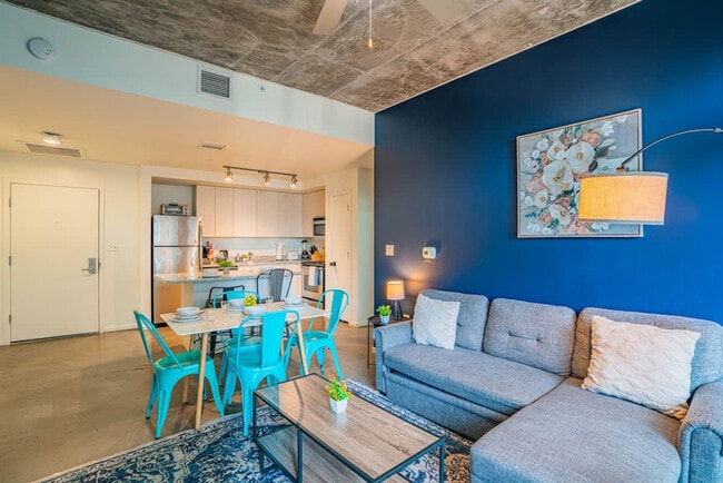 Photo - 333 E Roosevelt St Unit ID1263198P