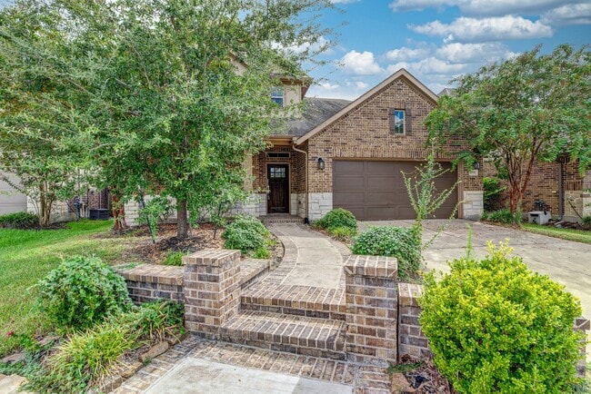 16611 Highland Country Dr