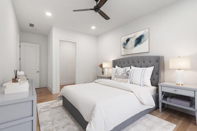 Photo - 98 Johnson Ferry Rd NW