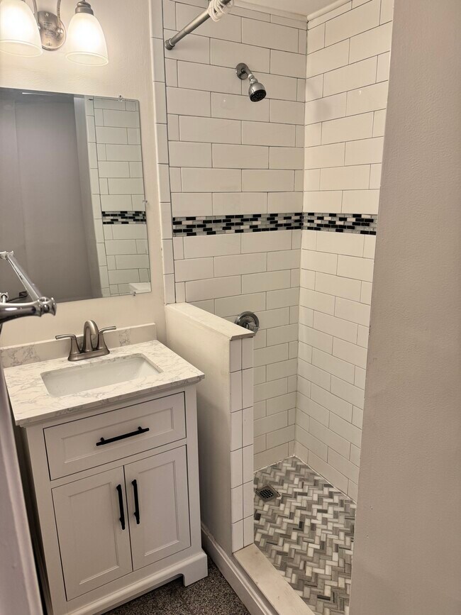 70 Joy St Unit 16