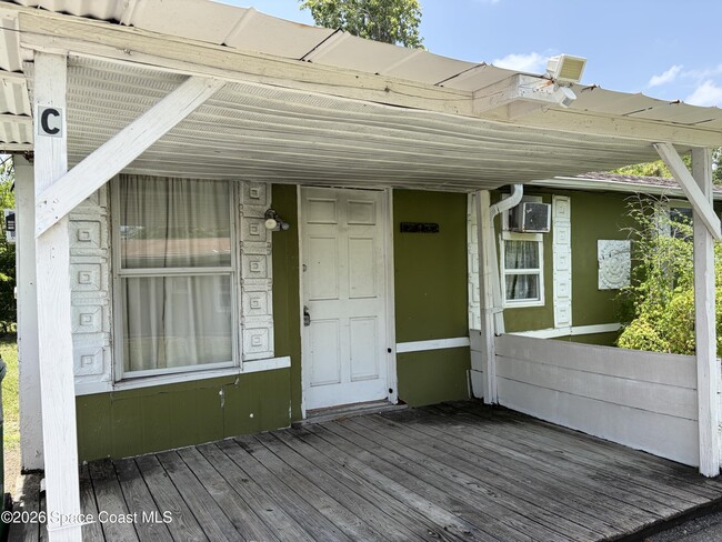 Photo - 329 Pine Ave