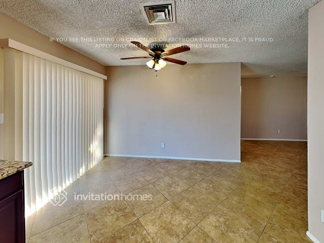 Photo - 2933 W Grovers Ave