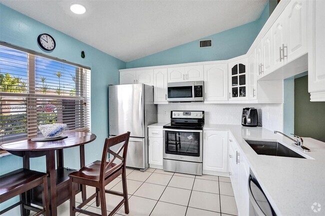 Building Photo - 8372 Blue Cypress Dr Rental