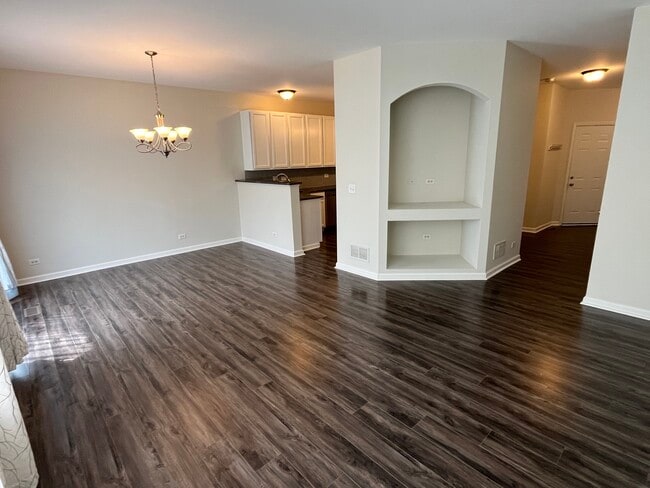 2254 Gallant Fox Cir