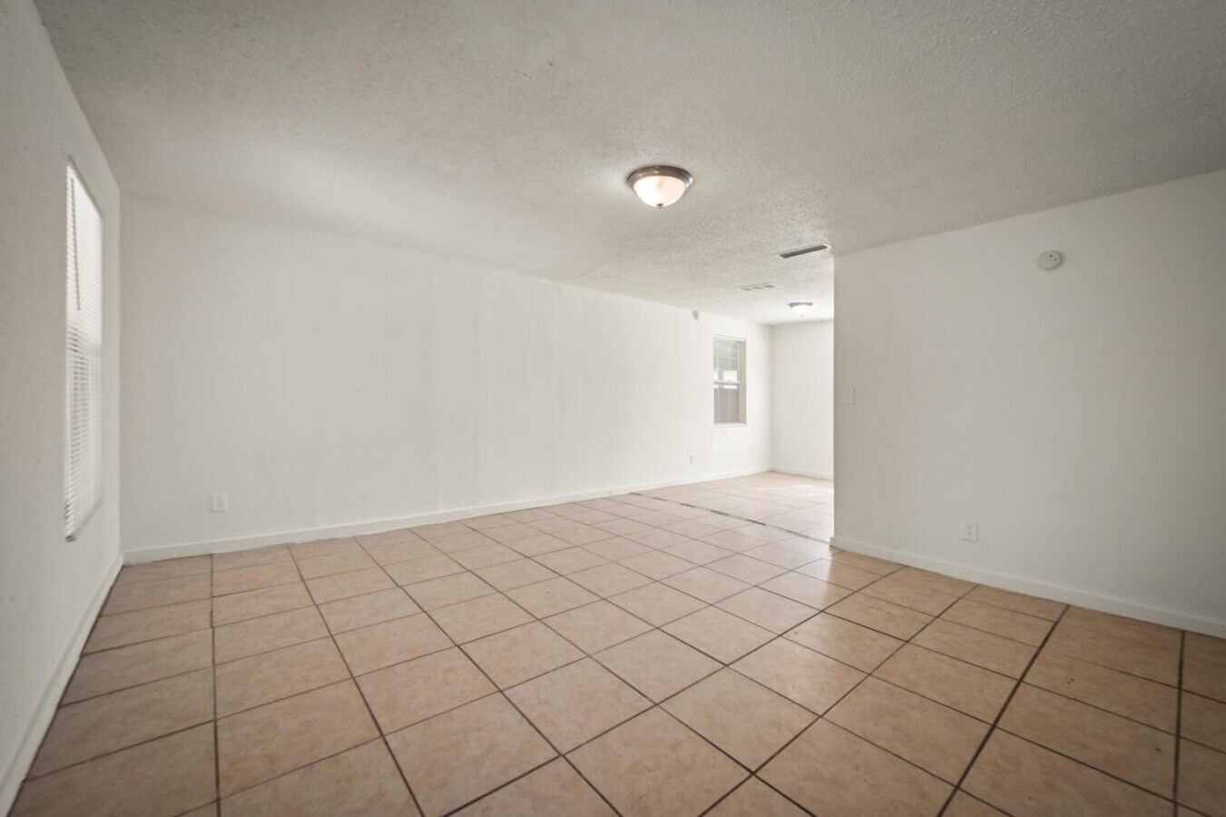 Photo - 304 Bernard Rd