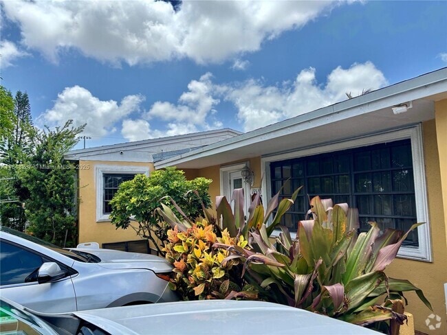Building Photo - 19530 NW 11th Ave Rental