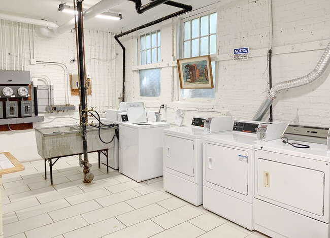 Photo - 803 Case St Unit 3