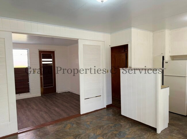 Building Photo - 0022ANG Unit F Rental