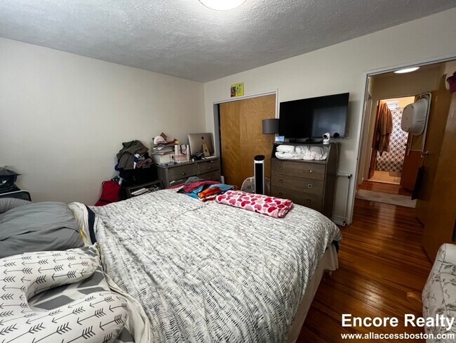 52 Parkman St Unidad 3A