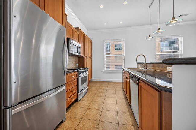 Photo - 1010 Rosine St Unit 35