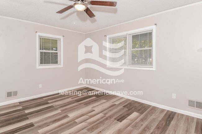 Photo - 122 Miranda Rd