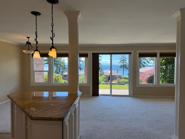 Photo - Mukilteo View Condo Unit 611