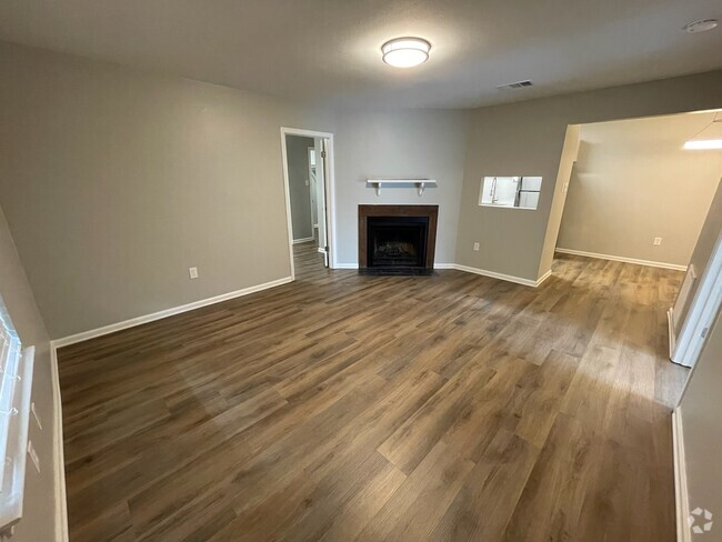 Building Photo - 813 Hammond Manor Dr Unit C Rental