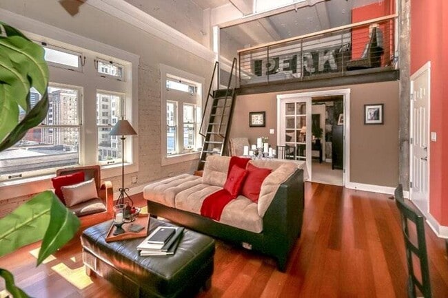 Photo - Beautiful Downtown Condo in Tacoma