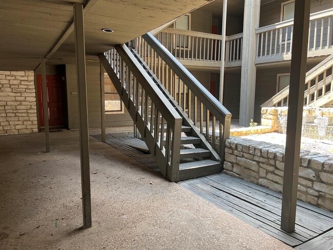 Photo - 3506 Speedway Unit 101