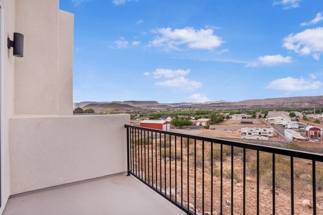 Photo - 319 S 1930 W