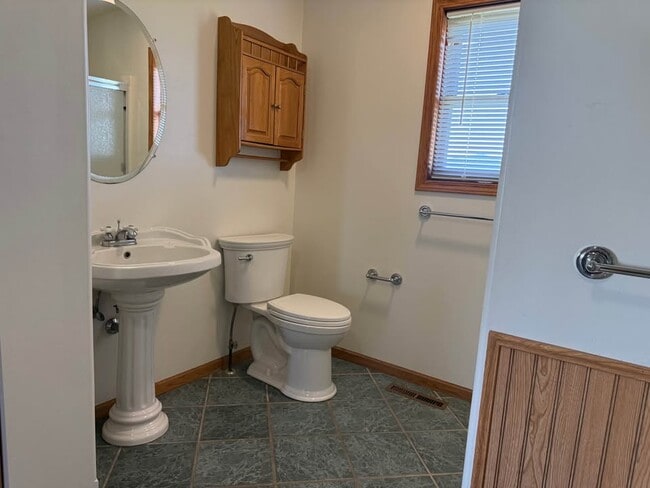 Photo - 35270 W Walker Rd