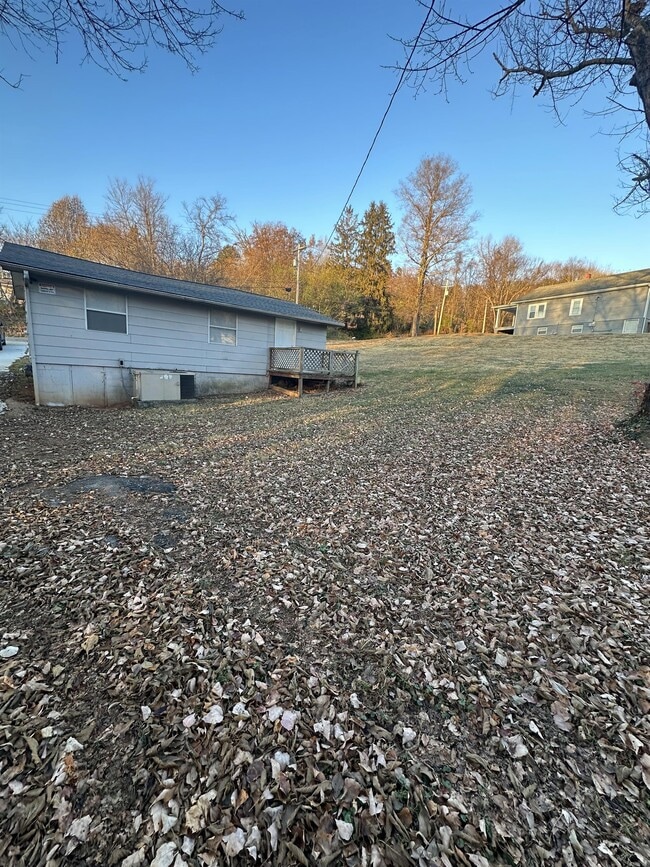 Photo - 408 Hassler Mill Rd