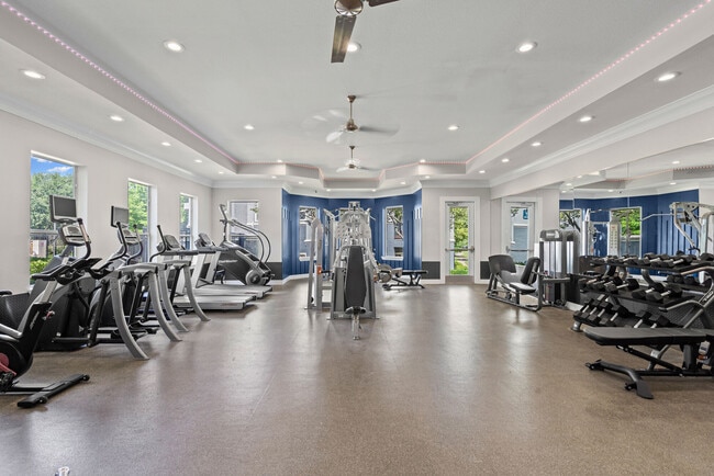 Benton Pointe apartments — community photo