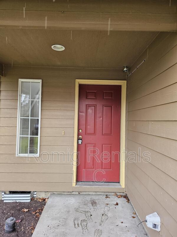 Photo - 9703 NE Tenny Creek Dr