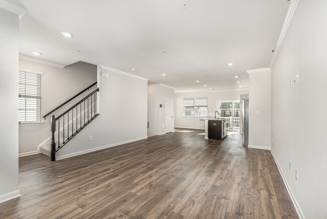 Photo - 5063 Silver Oak Dr