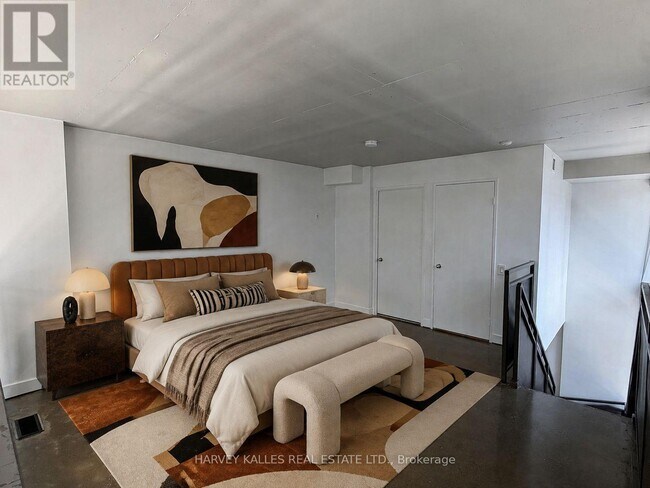 Photo - 36 Charlotte St Unit 704