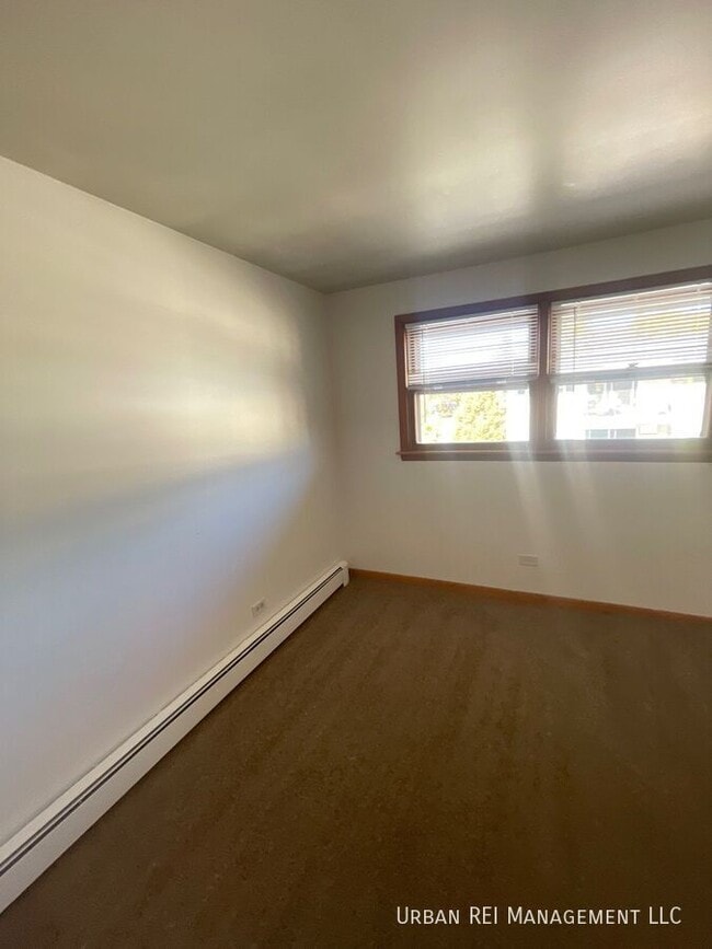 Photo - 17385 70th Ave Unidad L - Classic