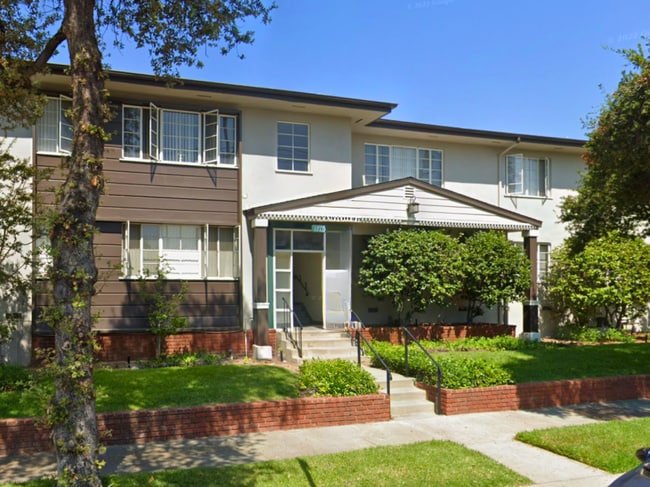 Building Photo - 1.0 bedroom in Pasadena California 91106 Unit C Rental