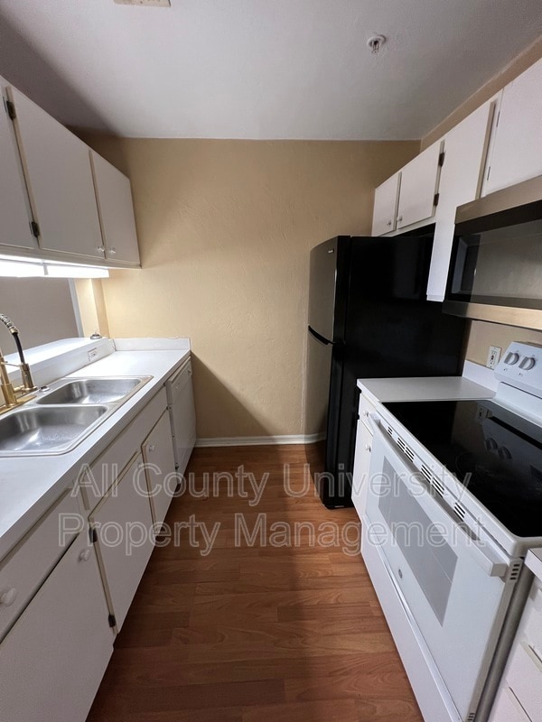 Photo - 4000 SW 23rd St Unit 6104