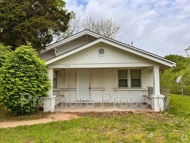 Building Photo - 700 S Hawthorne Ave Unit A Rental