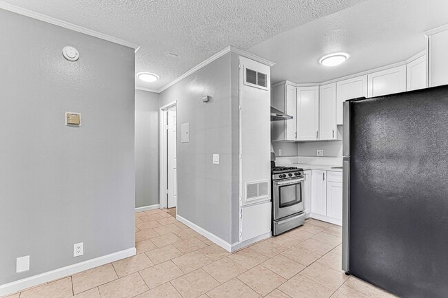 Photo - 1826 Cerritos Ave Unit A