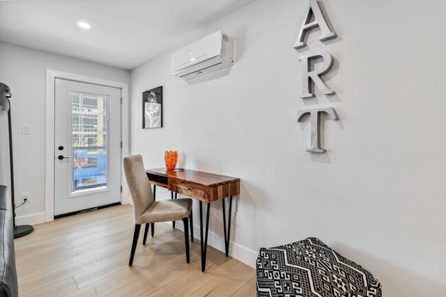 Photo - 320 Millennium Blvd Unité SI ID1223067P