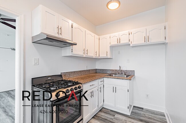 Photo - 212 Normandie Ave Unit 1