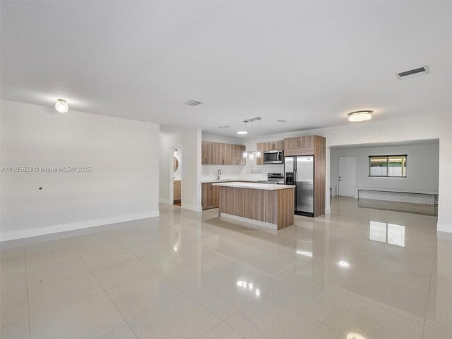 Photo - 3840 NW 176th St