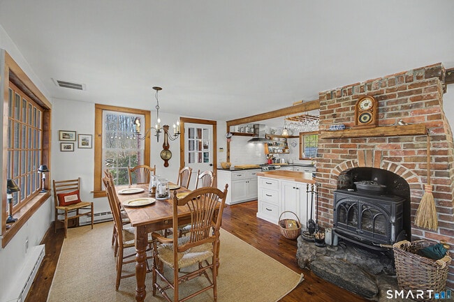 Photo - 75 Lake Lillinonah Rd N