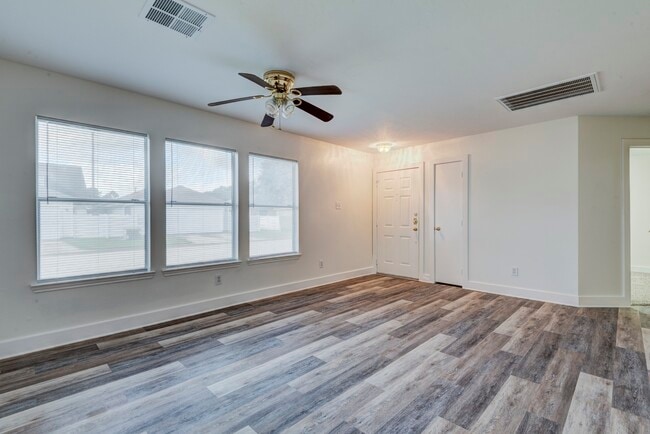 Photo - 9622 Farrell Dr