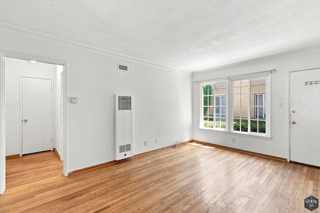 Building Photo - 3559 Sawtelle Blvd Unit 2