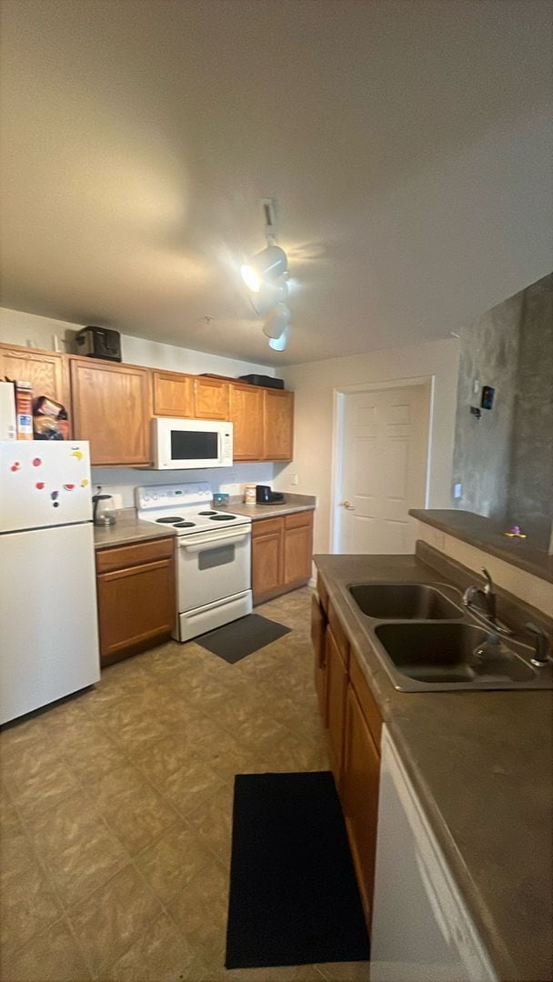 Photo - Nice 2 bed 2 bath near DIA in gated community Unit 304