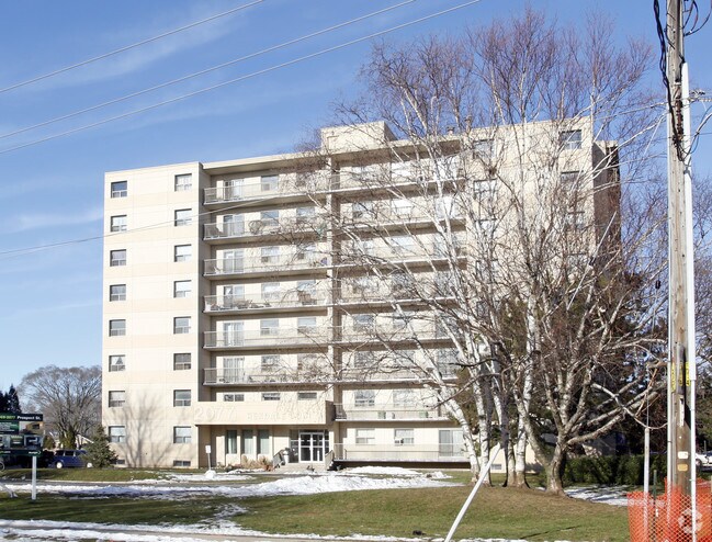 Primary Photo - 2067 Prospect