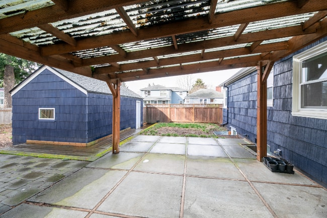 Photo - 5130 N Yale St