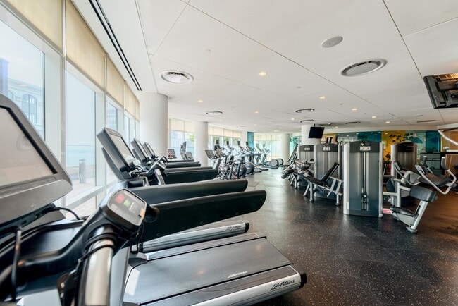 Photo - 77 Hudson St Unit 1401