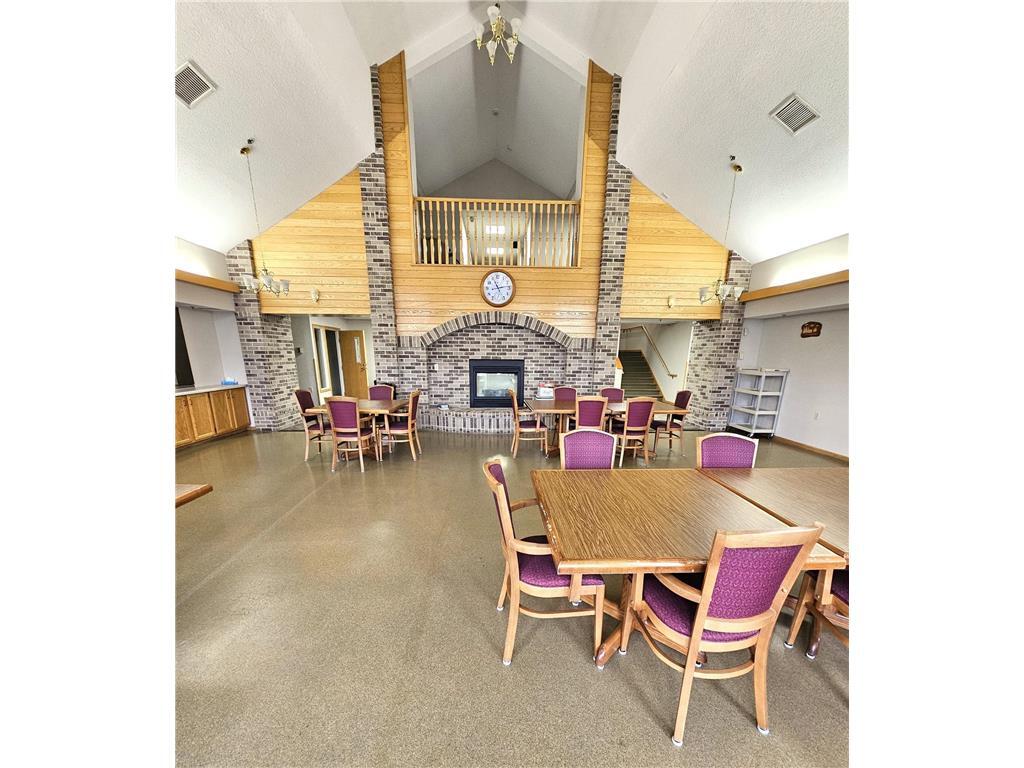 Photo - 23110 347 St