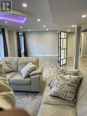 Photo - 145 Cranbrook Cres